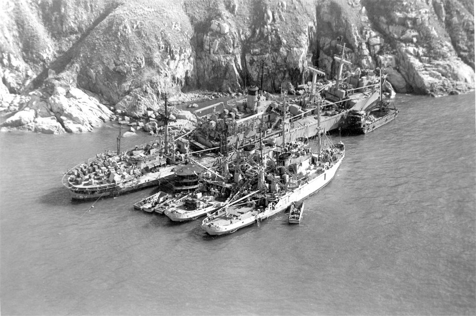 USS Regulus (AF-57) aground at Hong Kong, in August 1971