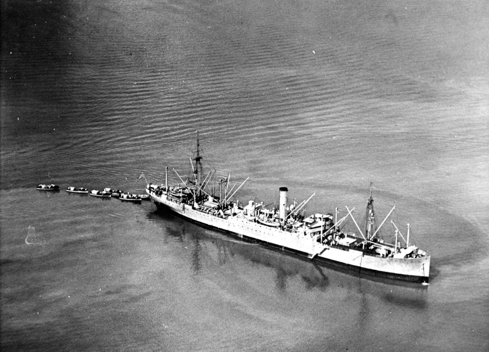 USS Rappahannock (AF-6) at anchor, in April 1923 (NH 1219)