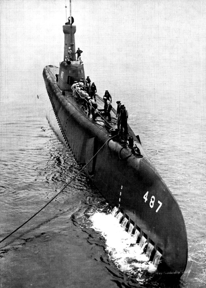 USS Remora (SS-487) in 1949