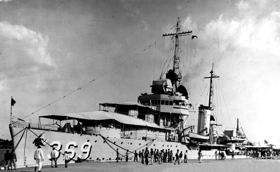 USS Reid (DD-369) at Ciudad Trujillo, Dominican Republic, in the summer of 1938 (NH 86751)