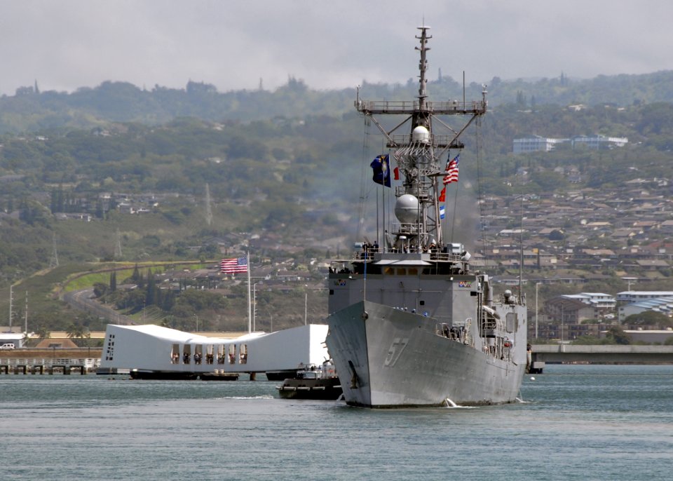 USS Reuben James steams by the USS Arizona Memorial at Pearl Harbor DVIDS87124