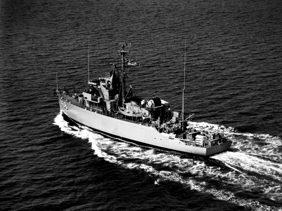 USS Rival (MSO-468) at sea in 1954