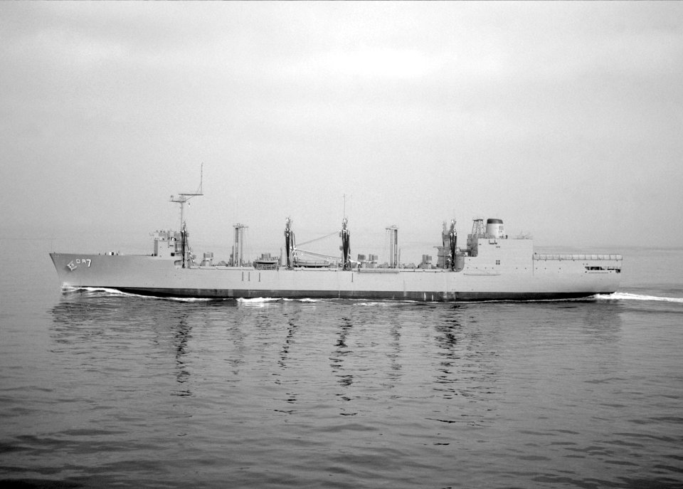 USS Roanoke (AOR-7) underway before commissioning 1976