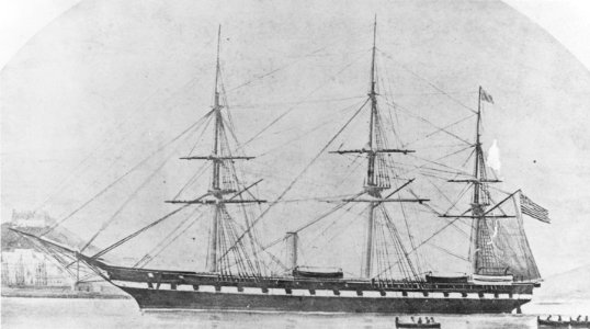 USS Roanoke - NH 45364