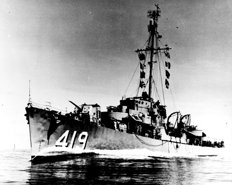 USS Robert F. Keller (DE-419) underway at sea, circa the early 1950s (NH 85807)