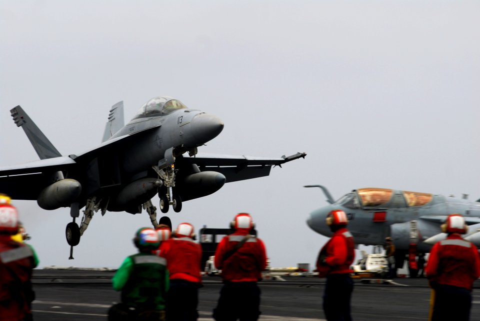 USS Ronald Reagan action 110711-N-GL340-049