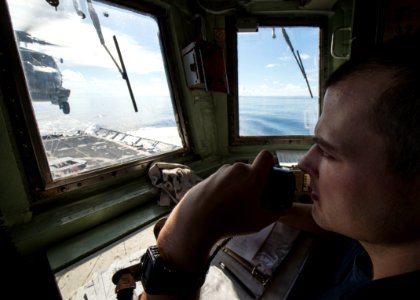 USS Rodney M. Davis conducts South China Sea patrol 141031-N-TW634-071