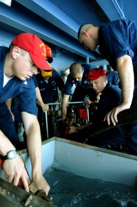USS Ronald Reagan action DVIDS178798