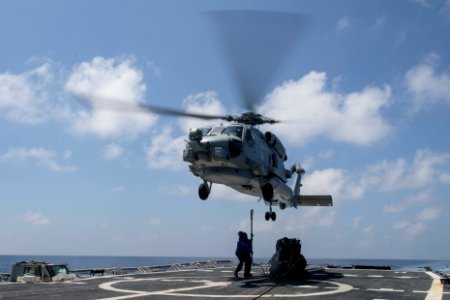 USS Rodney M. Davis flight deck operations with HSM-51 140916-N-TW634-500