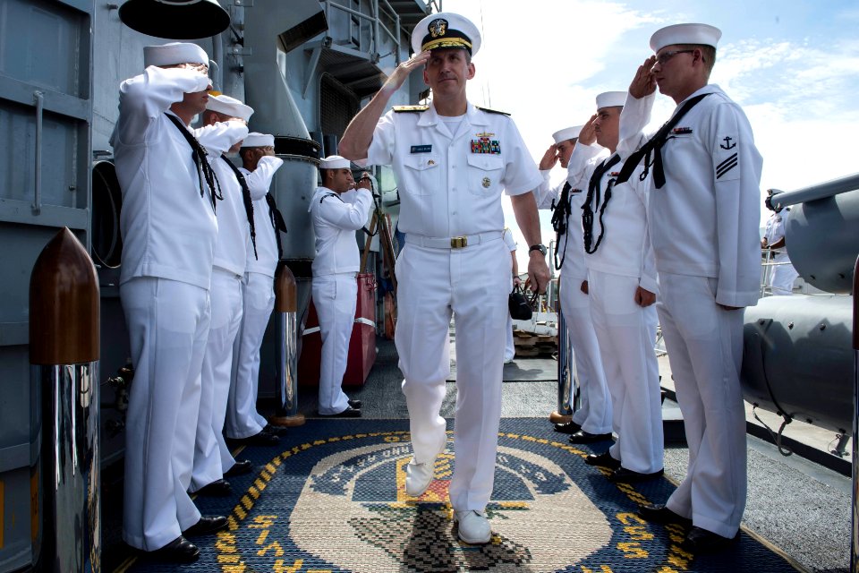 USS Rodney M. Davis operations 141110-N-TW634-181