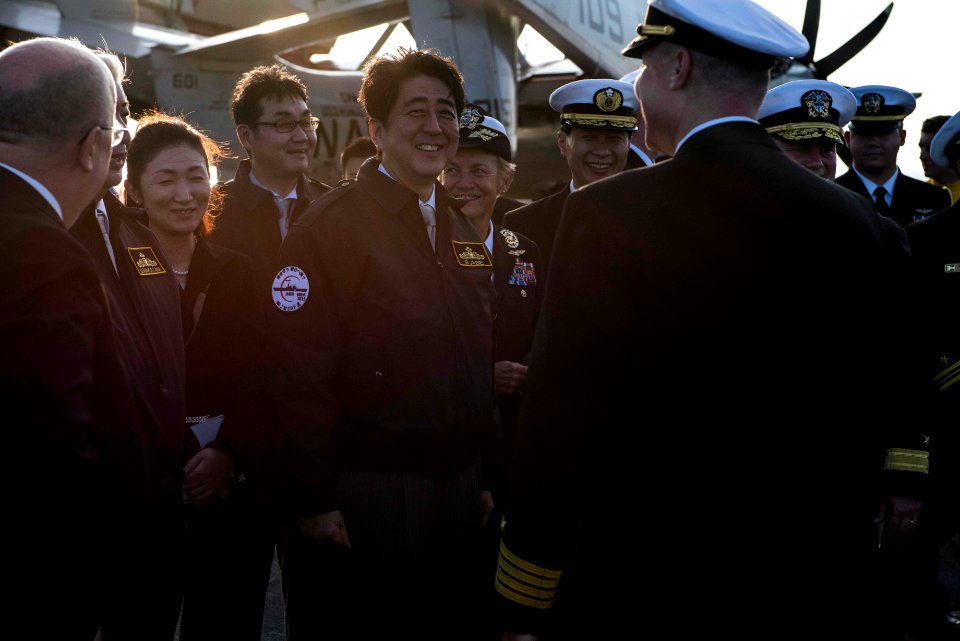 USS Ronald Reagan action 151018-N-IN729-023