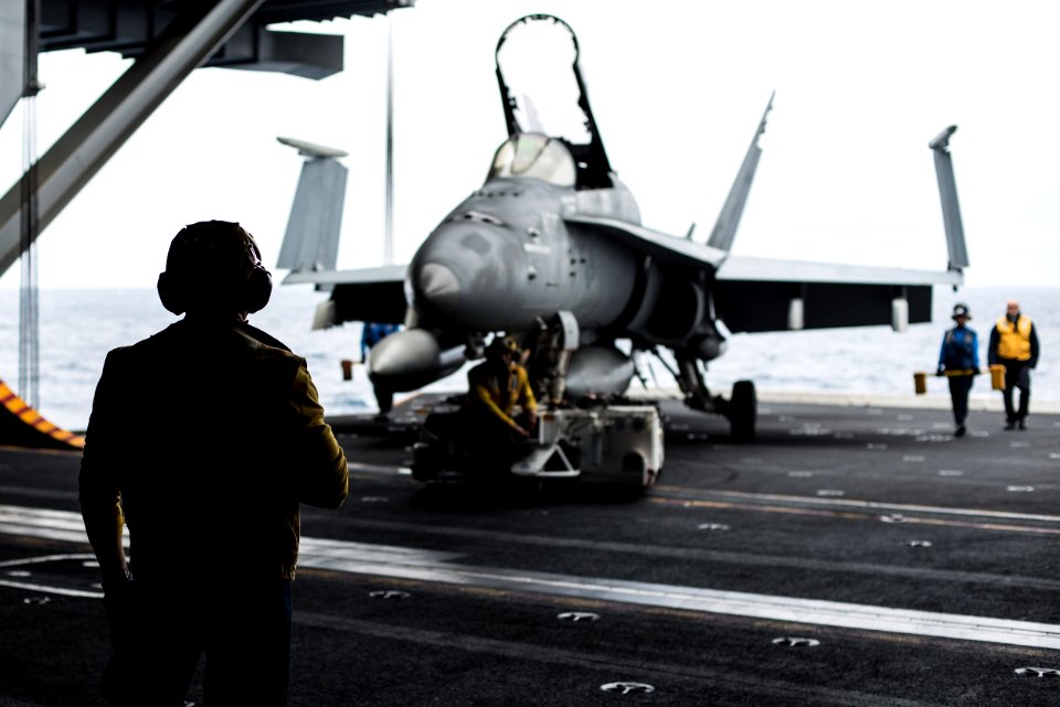 USS Ronald Reagan operations 150707-N-WO404-022