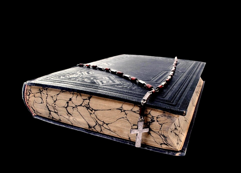 Book close up psalm