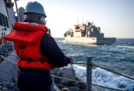 USS ROOSEVELT (DDG 80) 140425-N-VC599-136 (14029452925)
