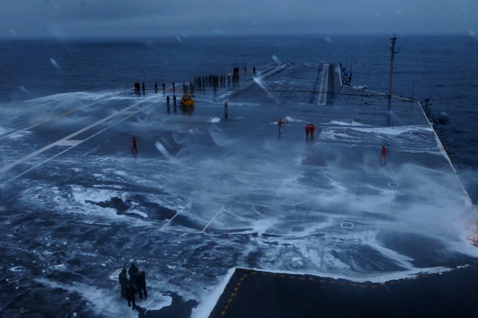USS Ronald Reagan tests it fire suppresion system. (8552917258)