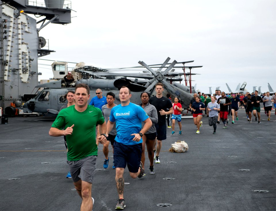 USS Ronald Reagan operations 150705-N-IN729-054