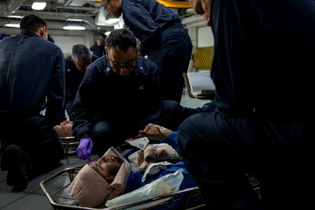 USS Ronald Reagan operations 150701-N-IN729-136