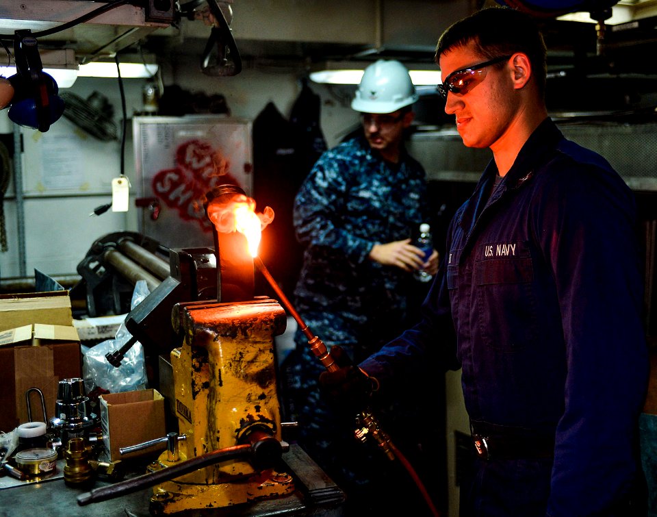 USS Ronald Reagan operations 150302-N-YO638-010