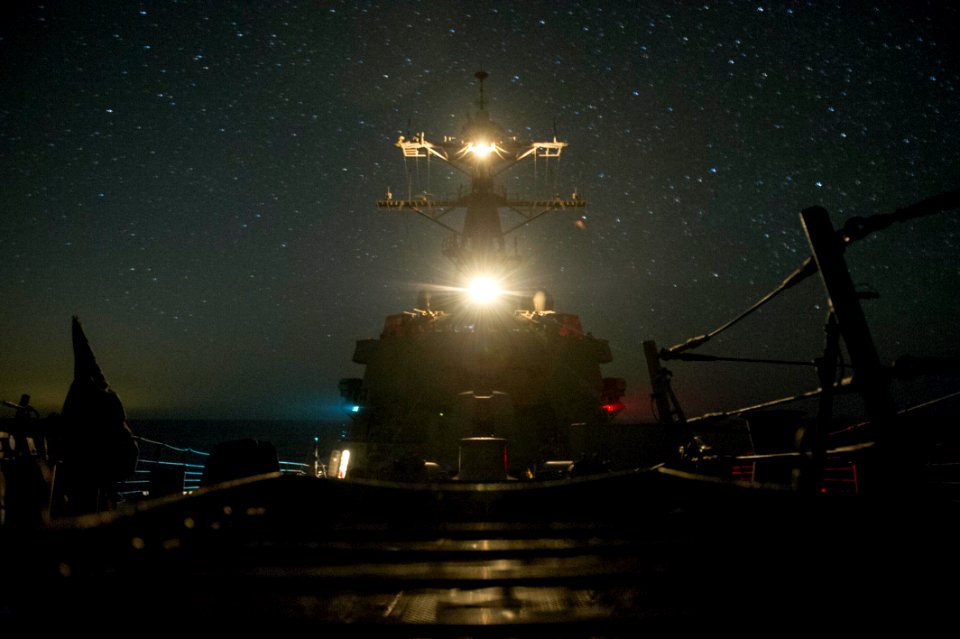 USS Roosevelt (DDG 80) 140618-N-VC599-640 (14461203381)