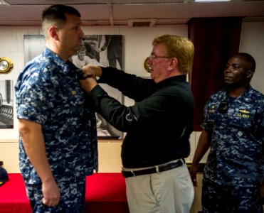 USS ROOSEVELT (DDG 80) 140502-N-VC599-161 (13935702298)