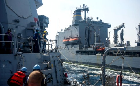 USS ROOSEVELT (DDG 80) 140330-N-VC599-295 (13560038864)
