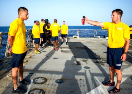 USS Roosevelt (DDG 80) 140524-N-VC599-042 (14086668960)