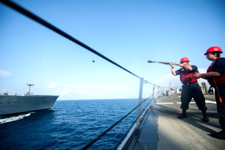 USS ROOSEVELT (DDG 80) 140323-N-VC599-058 (13402578804)