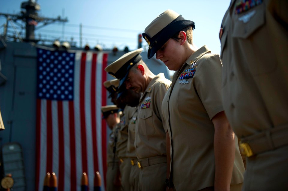 USS Roosevelt (DDG 80) 140916-N-VC599-088 (15286134905)