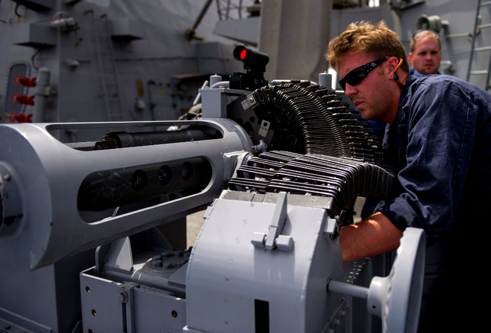 USS ROOSEVELT (DDG 80) 140624-N-VC599-321 (14332193727)