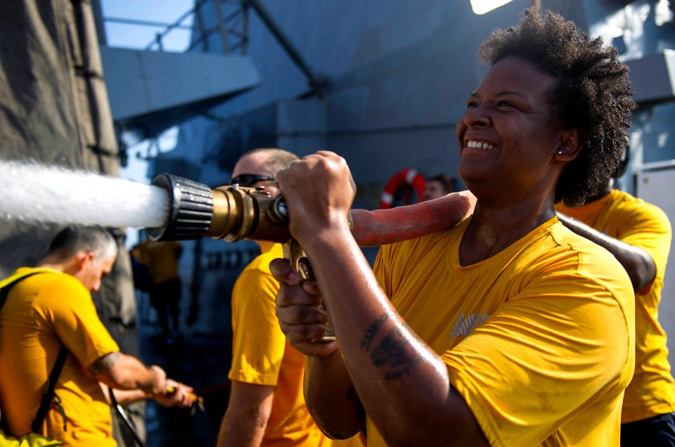 USS Roosevelt (DDG 80) 141011-N-VC599-107 (15555397285)
