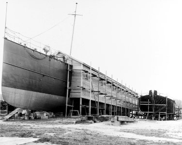 USS Rowan - 19-N-15-9-12