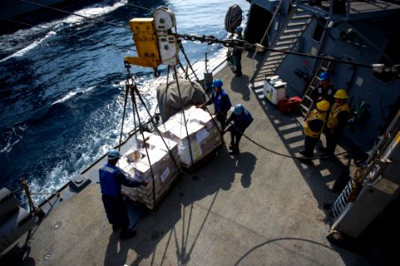 USS Roosevelt (DDG 80) 141014-N-VC599-817 (15368765819)