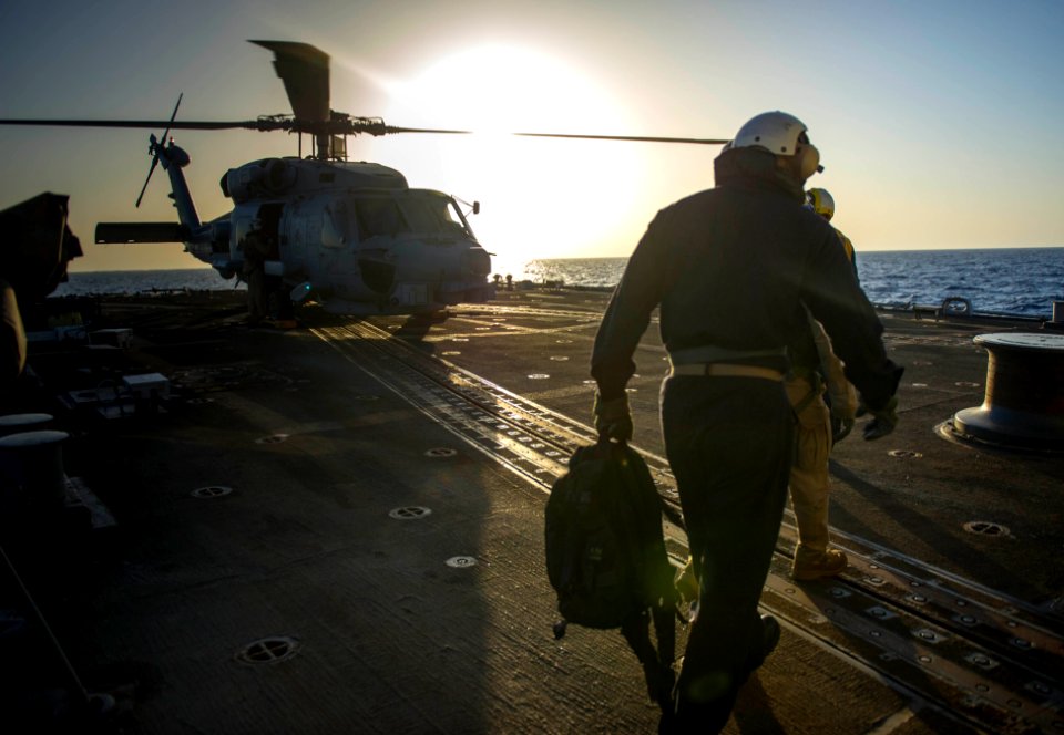 USS Roosevelt (DDG 80) 141019-N-VC599-156 (14978912783)