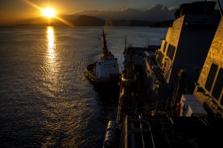 USS Roosevelt (DDG 80) 141024-N-VC599-238 (15443945130)