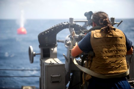 USS Roosevelt (DDG 80) 140926-N-VC599-635 (15190697270)