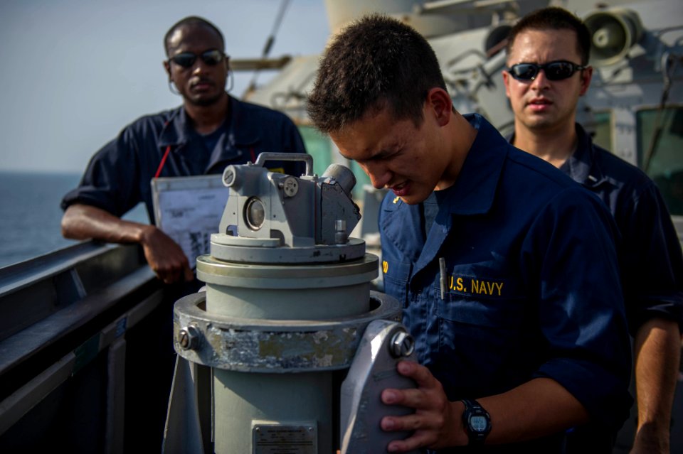 USS Roosevelt (DDG 80) 140804-N-VC599-221 (14849322472)