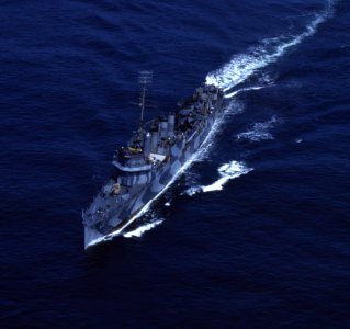 USS Roper (DD-147) underway in Hampton Roads, Virginia (USA), in 1942 (80-G-K-467)
