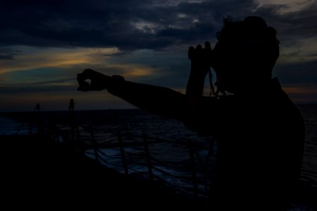 USS Roosevelt (DDG 80) 141008-N-VC599-050 (14935215953)
