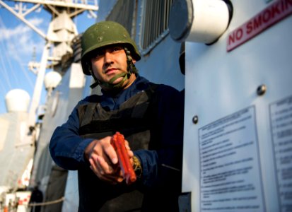 USS Roosevelt (DDG 80) 141030-N-VC599-021 (15503421489)