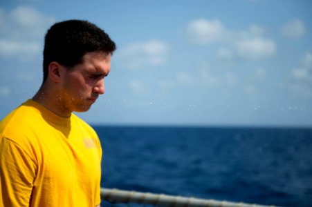 USS Roosevelt (DDG 80) 140927-N-VC599-103 (15398542932)