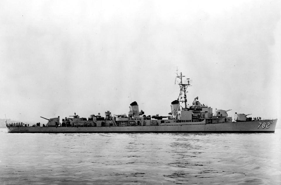 USS Rowan (DD-782) off the San Francisco Naval Shipyard on 4 December 1952