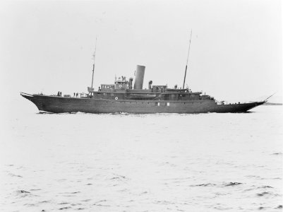 USS Saint Augustine (PG-54) - 19-N-24214