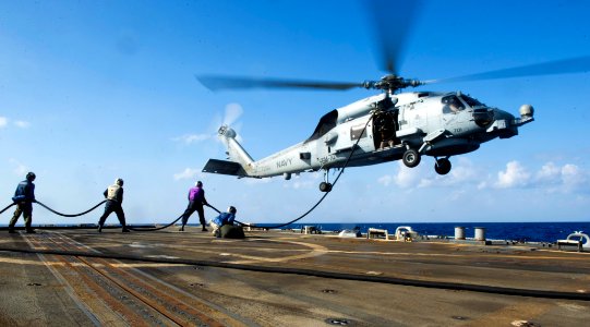 USS Roosevelt (DDG 80) 141020-N-VC599-025 (15413065887)