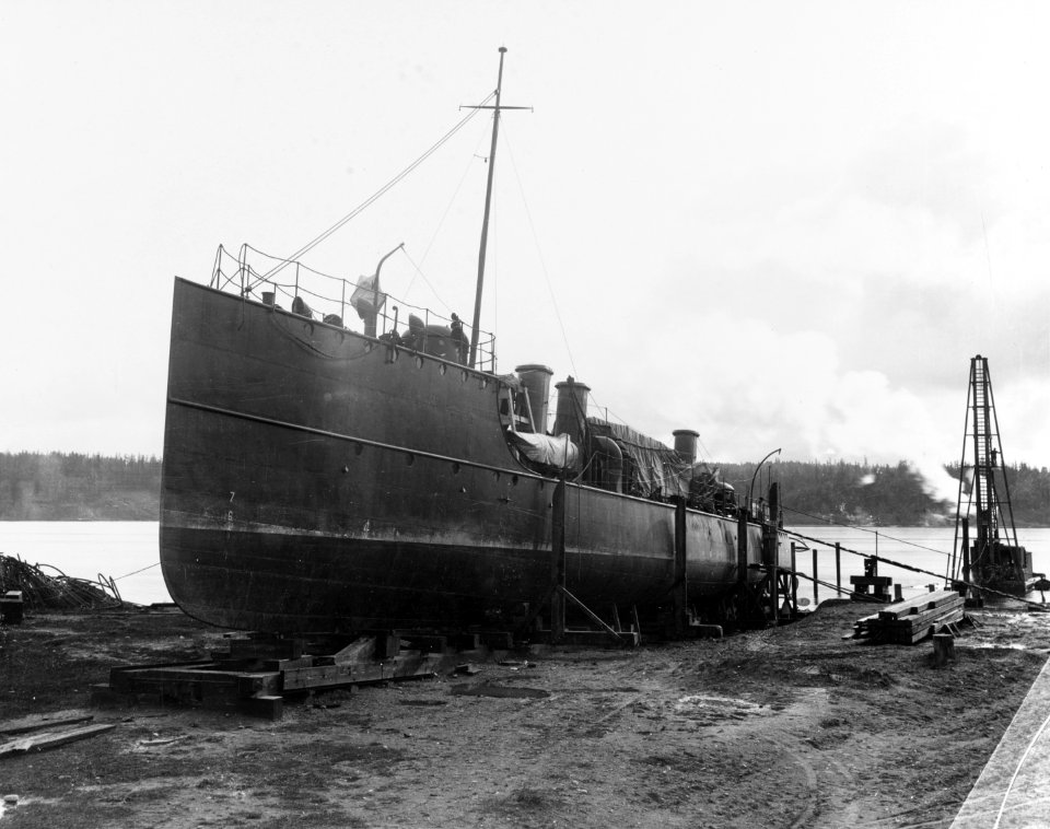 USS Rowan - 19-N-15-9-8