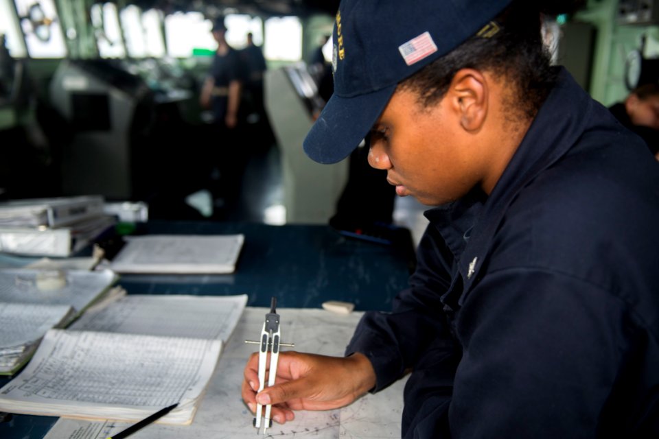 USS Rushmore (LSD 47) 150722-N-SF984-009 (19950669879)