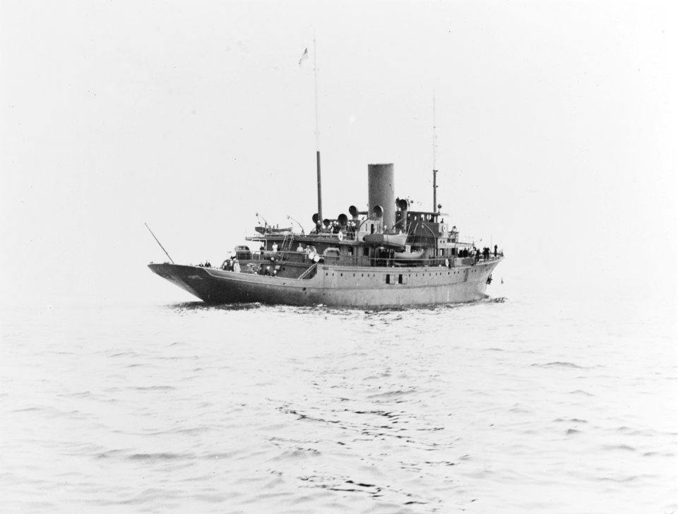 USS Saint Augustine (PG-54) - 19-N-24215