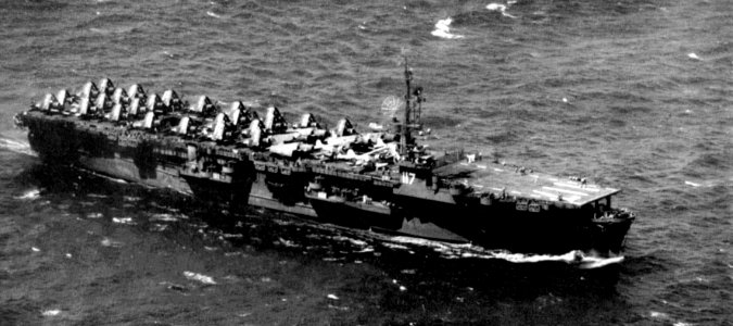 USS Saidor (CVE-117) underway in the Pacific Ocean, circa in 1946