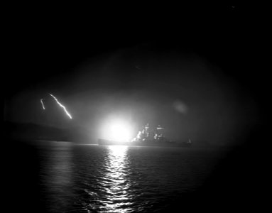 USS Saint Paul CA-73 shelling Hungnam 1950 photo