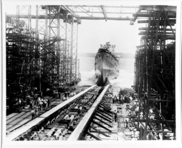 USS San Diego (CL-53) - 19-N-29980