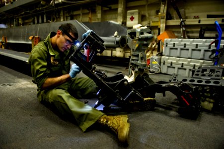 USS San Antonio operations 130910-N-WX580-012